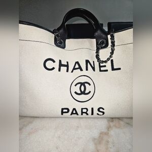 Chanel Cream and Black Women's Bag